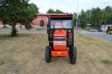 LevneMoto - Traktor HT354 Cabin