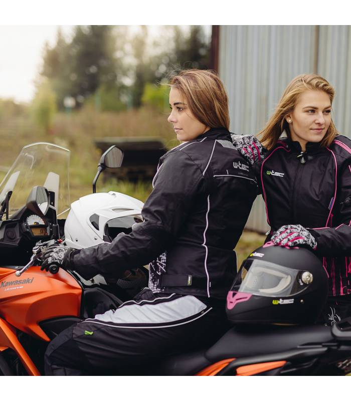 LevneMoto - Moto helma W-TEC V105