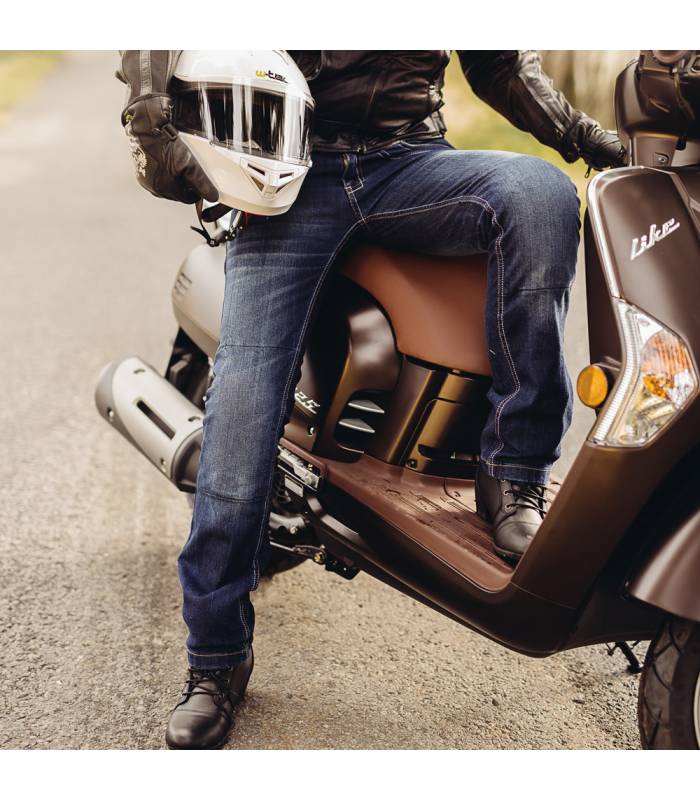 LevneMoto - Výklopná moto helma W-TEC V270